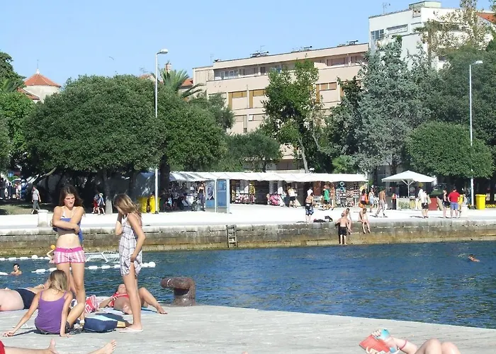 Daire Luxury Town Center *