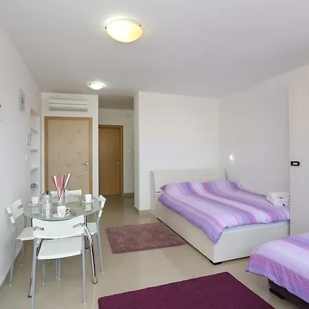 Luxury Town Center Apartament Zadar